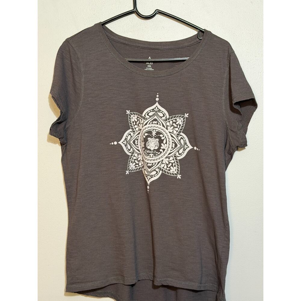 Detroit Zoo Womens XXL Graphic T Shirt Gray Tiger Mandala Aces USA Plus Size